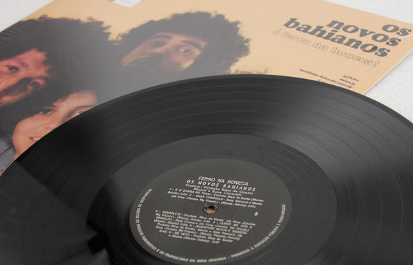 Os Novos Bahianos ‎– É Ferro Na Boneca! – Vinyl LP – Mr Bongo